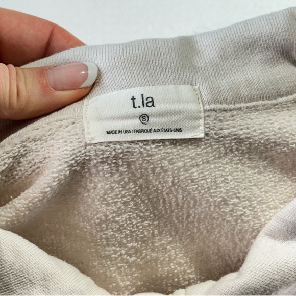 t.la french terry puff sleeve button front cream small - Picture 11 of 13